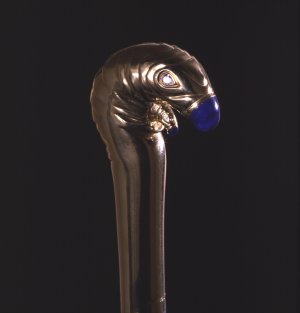 Stick handle of gold and lapis lazuli